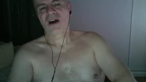 Snapshot of maturehotman chatting on 30, 1, 2025 maturehotman online show from 30, 1, 2025