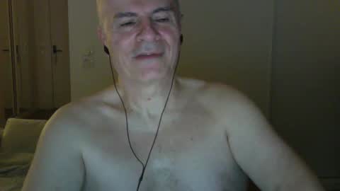 Snapshot of maturehotman chatting on 5, 2, 2025 maturehotman online show from 5, 2, 2025