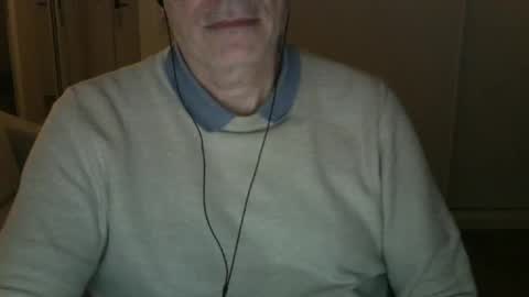 Snapshot of maturehotman chatting on 16, 2, 2025 maturehotman online show from 16, 2, 2025