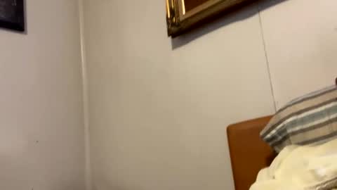 maturejerky online show from 25, 4, 2026