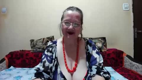 maturemilf online show from 7, 3, 2025