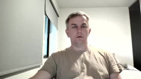 Snapshot of matureontheedge chatting on 18, 5, 2026 matureontheedge online show from 18, 5, 2026