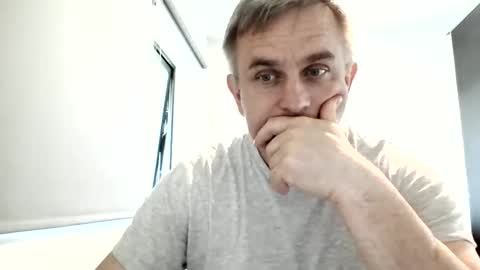 Snapshot of matureontheedge chatting on 31, 5, 2026 matureontheedge online show from 31, 5, 2026