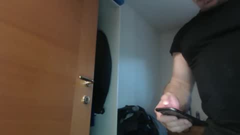 Snapshot of mauro1971 chatting on 14, 11, 2025 mauro1971 online show from 14, 11, 2025