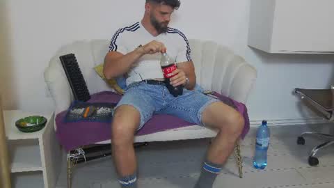 mauro_real_man online show from 5, 7, 2026