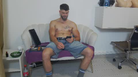 mauro_real_man online show from 8, 7, 2026