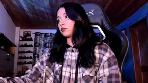 Hilary online show from 16, 11, 2025