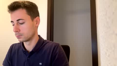 Snapshot of max681334 chatting on 6, 12, 2024 max681334 online show from 6, 12, 2024