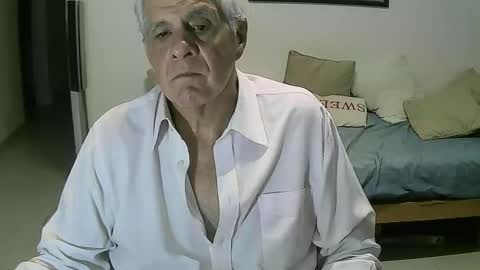 Snapshot of max_2017 chatting on 17, 5, 2026 max_2017 online show from 17, 5, 2026