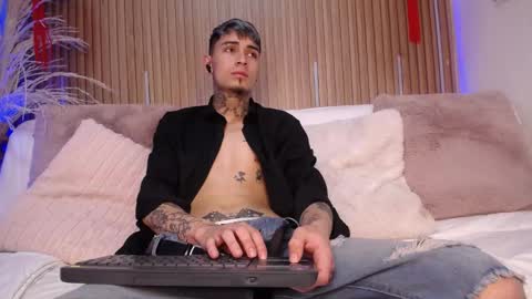 Max online show from 18, 2, 2026