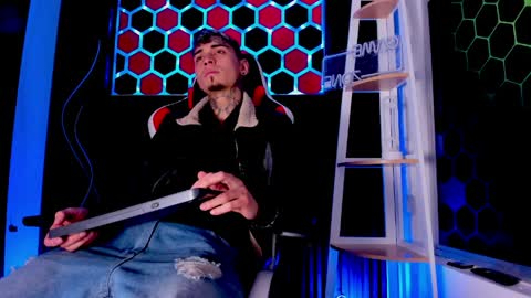 Max online show from 30, 3, 2026