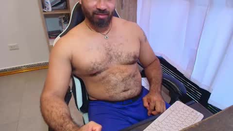 max_love25 online show from 5, 3, 2026