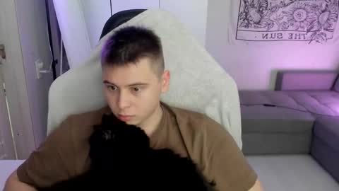 Snapshot of max_sm1th chatting on 4, 2, 2026 Max online show from 4, 2, 2026