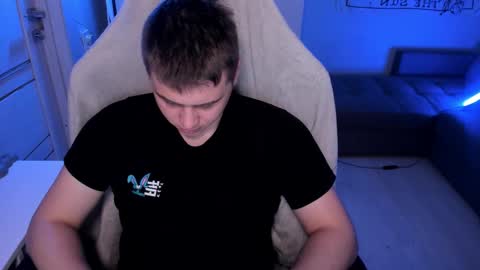 Snapshot of max_sm1th chatting on 14, 2, 2026 Max online show from 14, 2, 2026