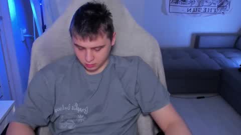 Snapshot of max_sm1th chatting on 26, 2, 2026 Max online show from 26, 2, 2026