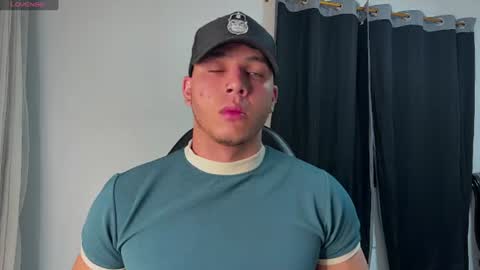 Snapshot of max_valiant1 chatting on 19, 7, 2026 max_valiant1 online show from 19, 7, 2026