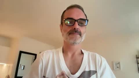 Max Mikado online show from 23, 1, 2025