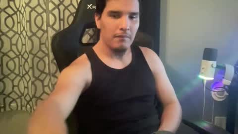 Snapshot of maxfreaky407284 chatting on 6, 1, 2026 perezcouple online show from 6, 1, 2026