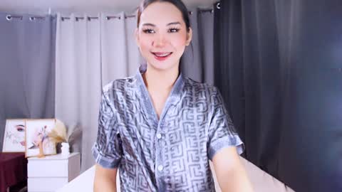 Snapshot of maxie_greyson chatting on 13, 1, 2025 maxie greyson online show from 13, 1, 2025