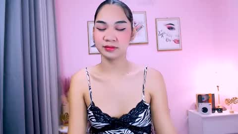 Snapshot of maxie_greyson chatting on 3, 3, 2025 maxie greyson online show from 3, 3, 2025