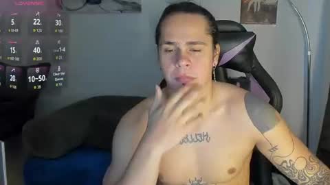 Snapshot of maximiliano_scoott_ chatting on 13, 7, 2026 maximiliano_scoott_ online show from 13, 7, 2026