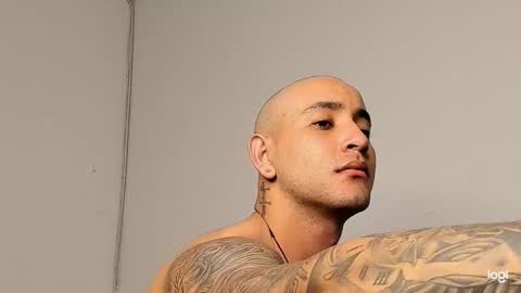 Snapshot of maximo004 chatting on 19, 1, 2026 Maximo online show from 19, 1, 2026