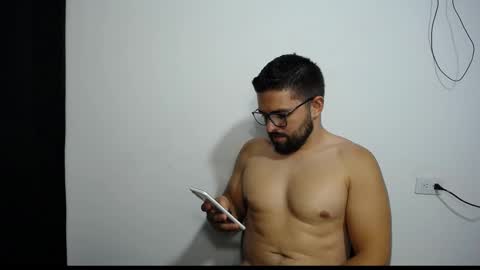 Snapshot of maximo_2000 chatting on 25, 2, 2025 maximo_2000 online show from 25, 2, 2025
