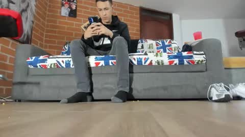 maximo__77 online show from 18, 3, 2026