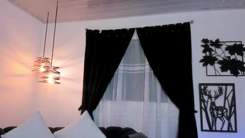 Maximo online show from 19, 1, 2025