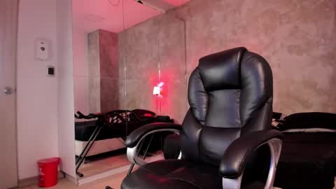 maximo_zahir online show from 5, 1, 2026