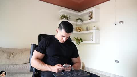 Snapshot of maximohoot chatting on 16, 5, 2026 Sebastian online show from 16, 5, 2026