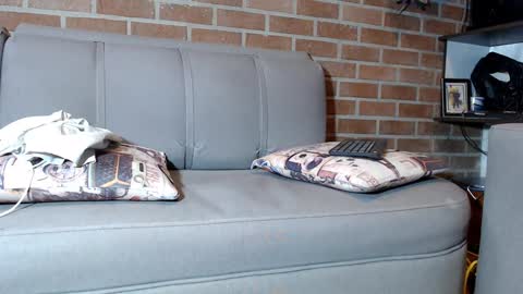 maximotorricelli online show from 3, 1, 2025