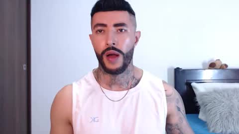 Snapshot of maximus_golden chatting on 4, 2, 2025 Independent Model online show from 4, 2, 2025