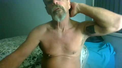 Snapshot of maximus_oreally chatting on 17, 6, 2026 Max online show from 17, 6, 2026