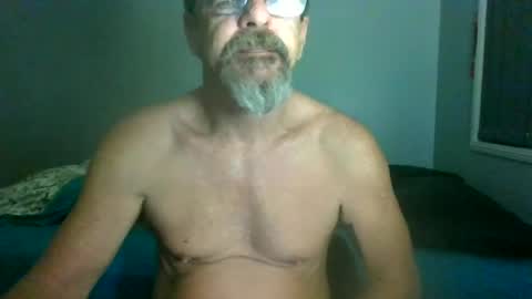 Snapshot of maximus_oreally chatting on 8, 7, 2026 Max online show from 8, 7, 2026