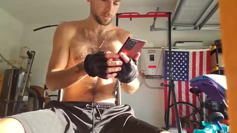 Snapshot of maximusdemitrious chatting on 8, 11, 2025 maximusdemitrious online show from 8, 11, 2025