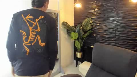 Maximus online show from 6, 1, 2025