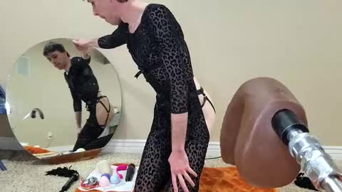 maxjr8008 online show from 9, 3, 2025