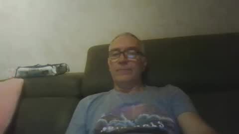 Snapshot of maxou569 chatting on 2, 11, 2025 maxou569 online show from 2, 11, 2025