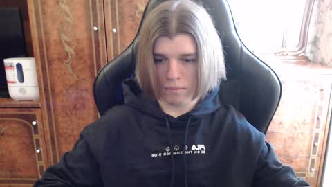 Snapshot of maxplay18 chatting on 21, 1, 2025 Max online show from 21, 1, 2025