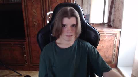 Snapshot of maxplay18 chatting on 11, 10, 2025 Max online show from 11, 10, 2025