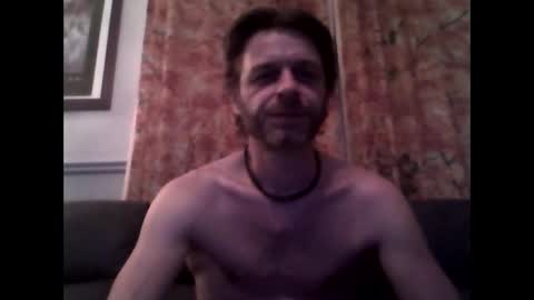 Snapshot of maxthewolf chatting on 10, 6, 2026 MaxTheWolf online show from 10, 6, 2026