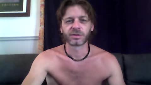 Snapshot of maxthewolf chatting on 2, 8, 2026 MaxTheWolf online show from 2, 8, 2026