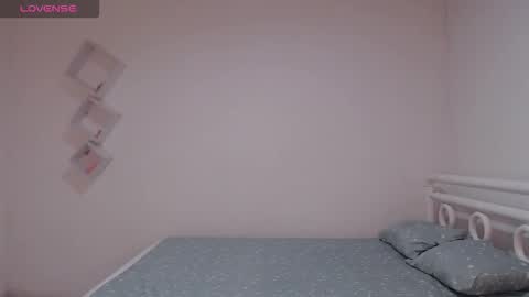 Max online show from 21, 12, 2025