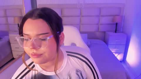 Maxine Minx online show from 18, 1, 2026