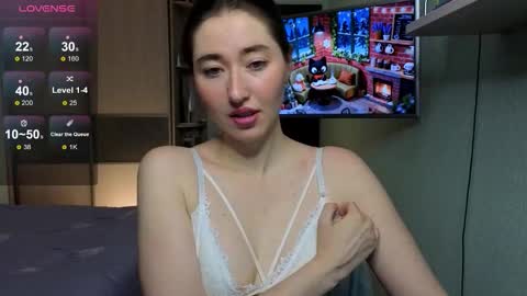 may_may_moon online show from 5, 1, 2026