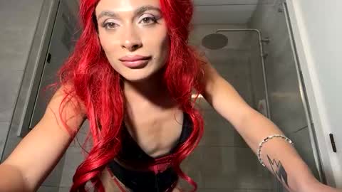 Maya transgirl online show from 18, 9, 2025