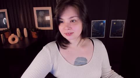 Woman online show from 19, 12, 2024