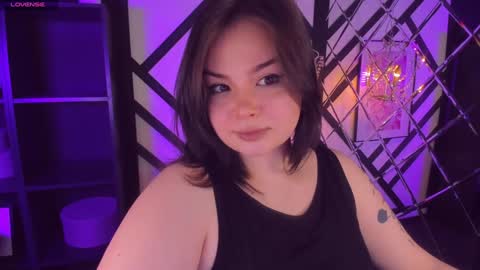 Woman online show from 17, 1, 2025