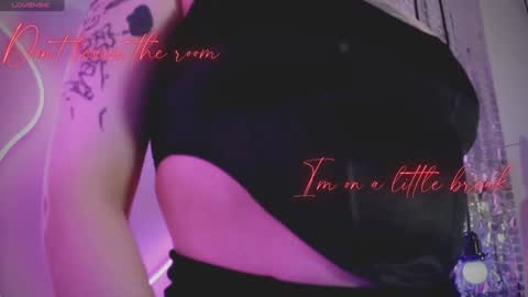 Woman online show from 20, 1, 2025